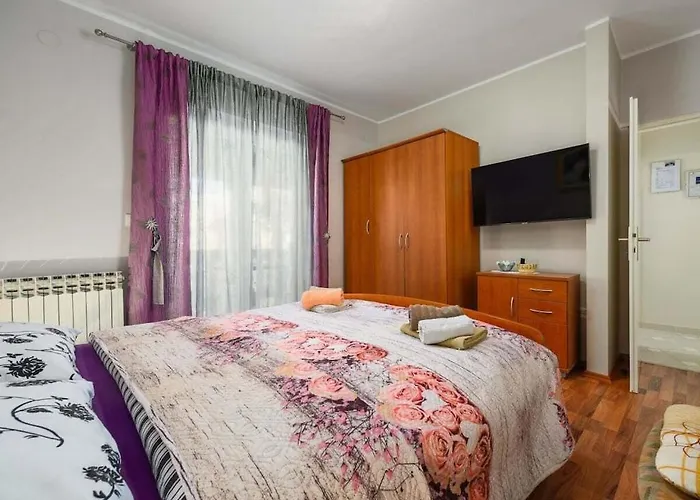 Prázdninový dům In With Swimming Pool Poreč